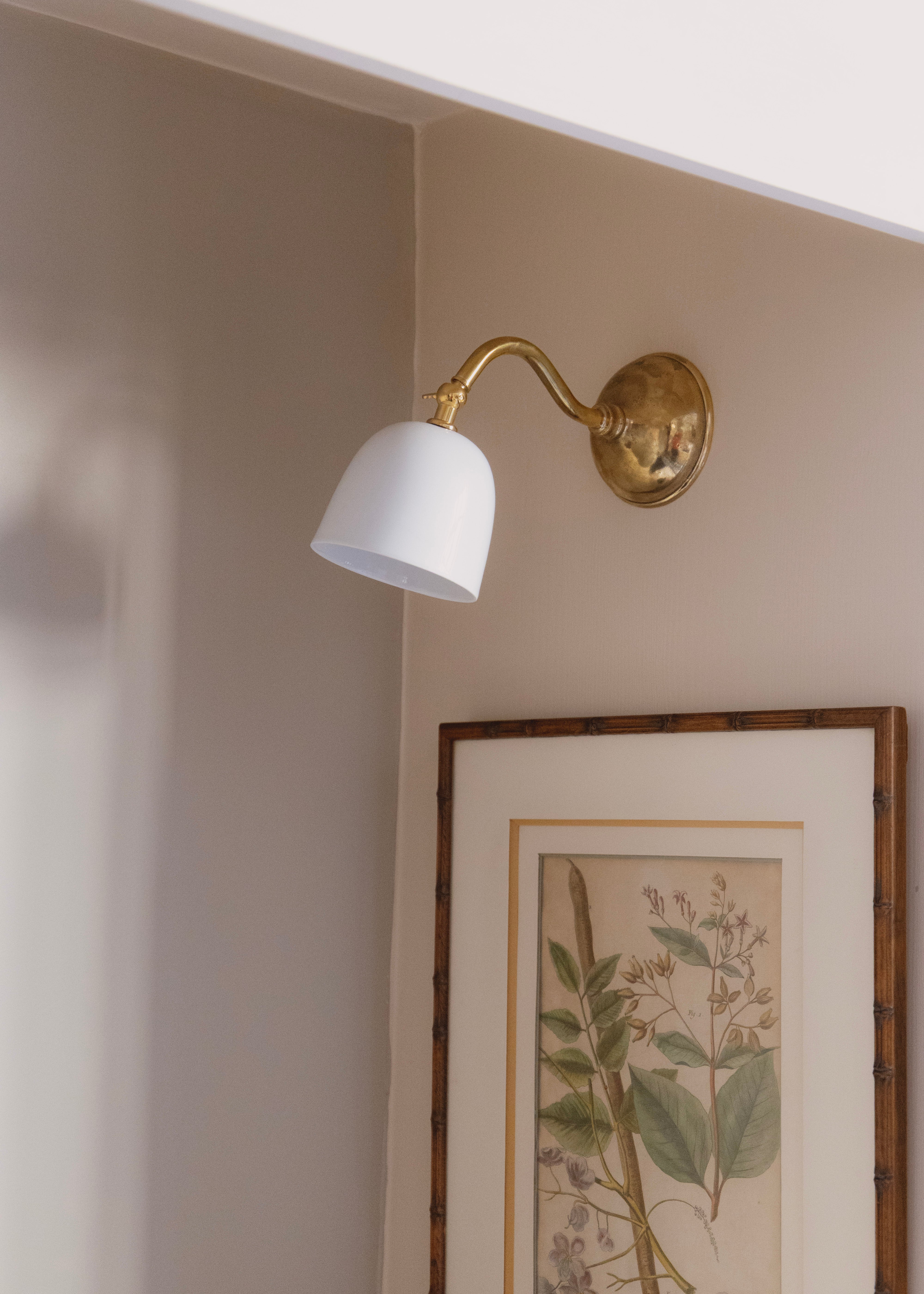 Applique en porcelaine et en laiton Bonaparte