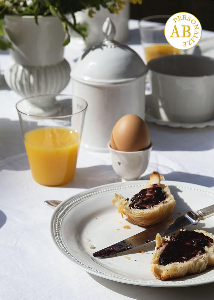 Louis XVI dessert plate in white porcelain