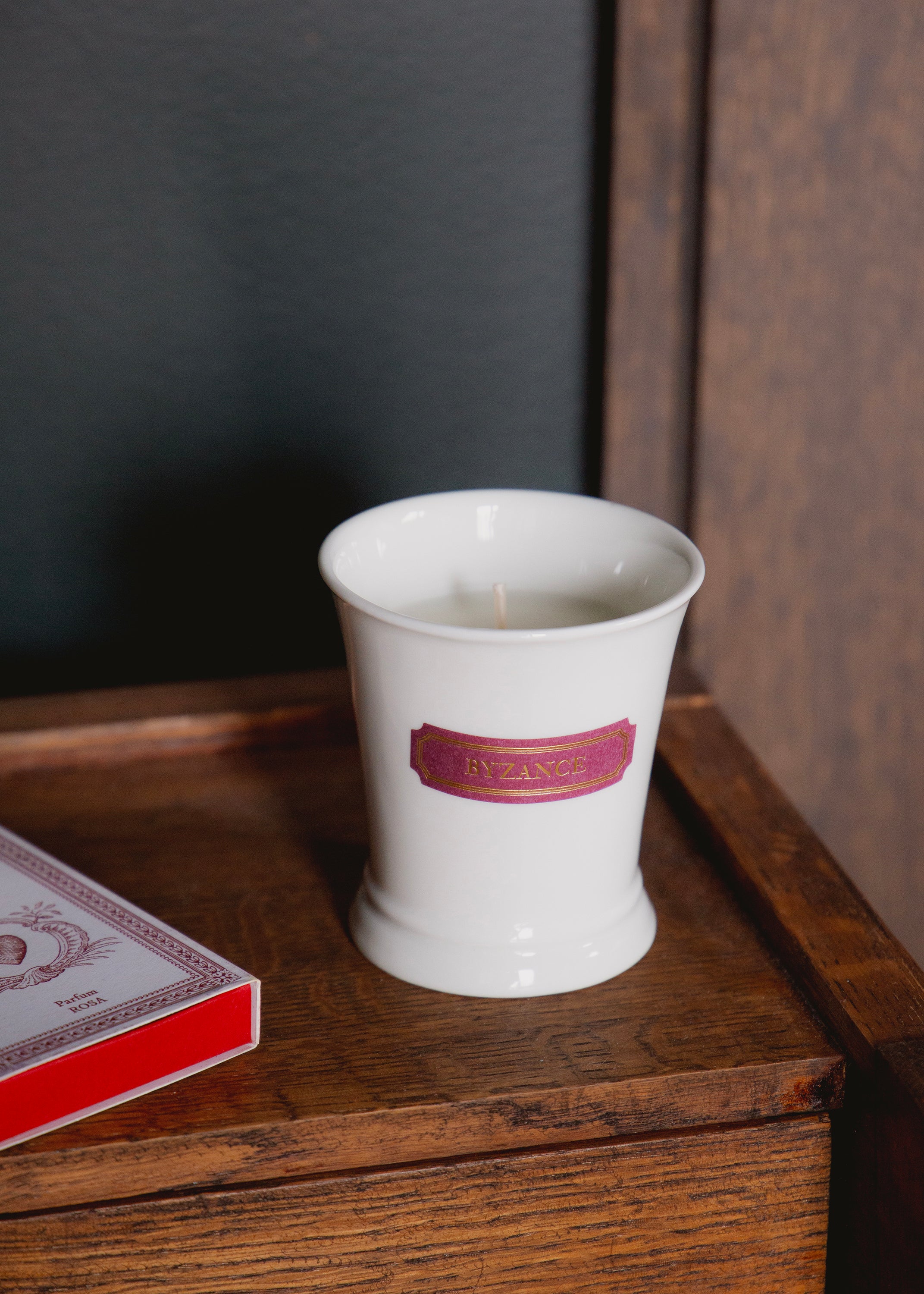 Napoléon scented candle Byzance - woody notes 40h