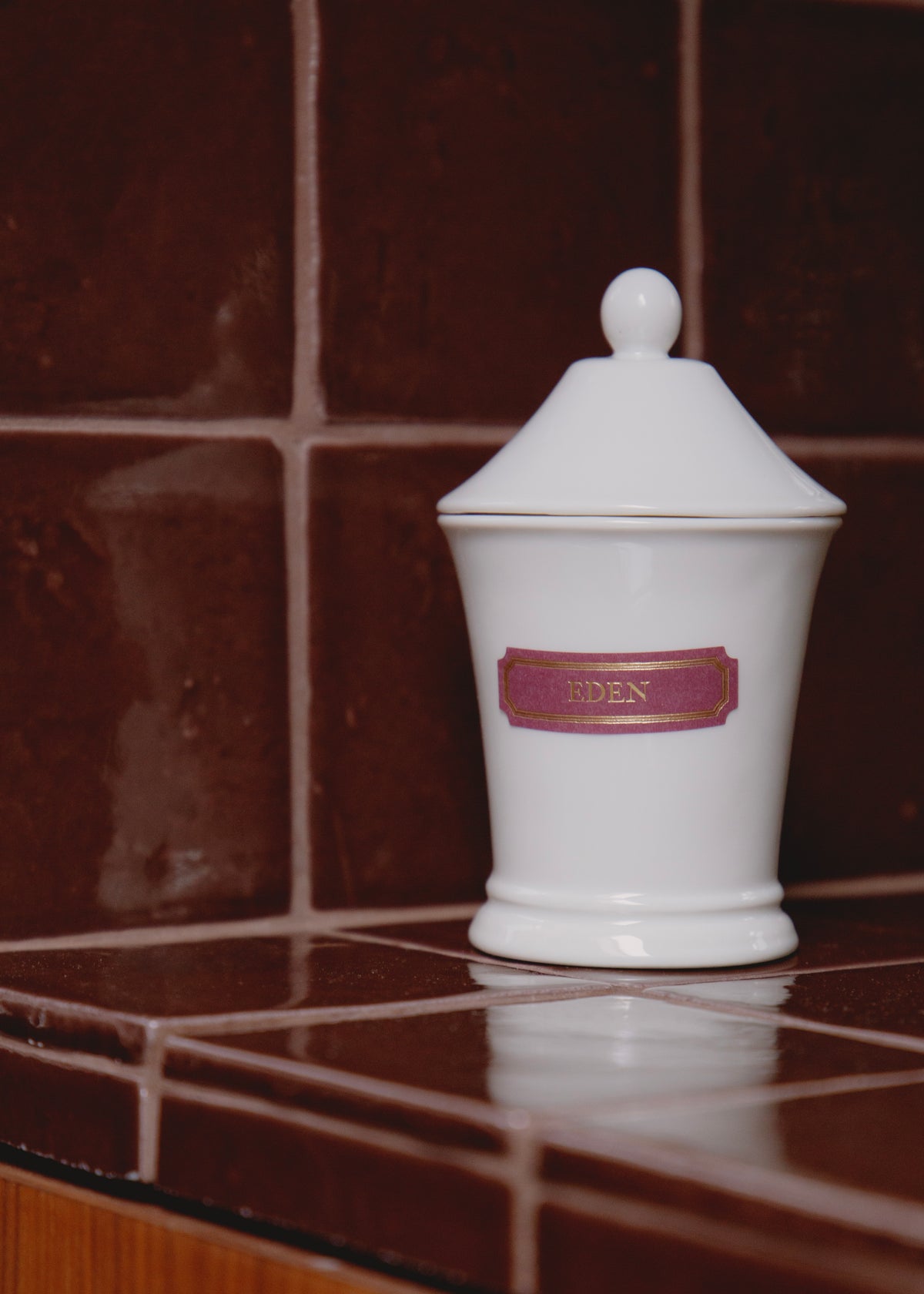 Napoléon scented candle Eden - floral notes 40h