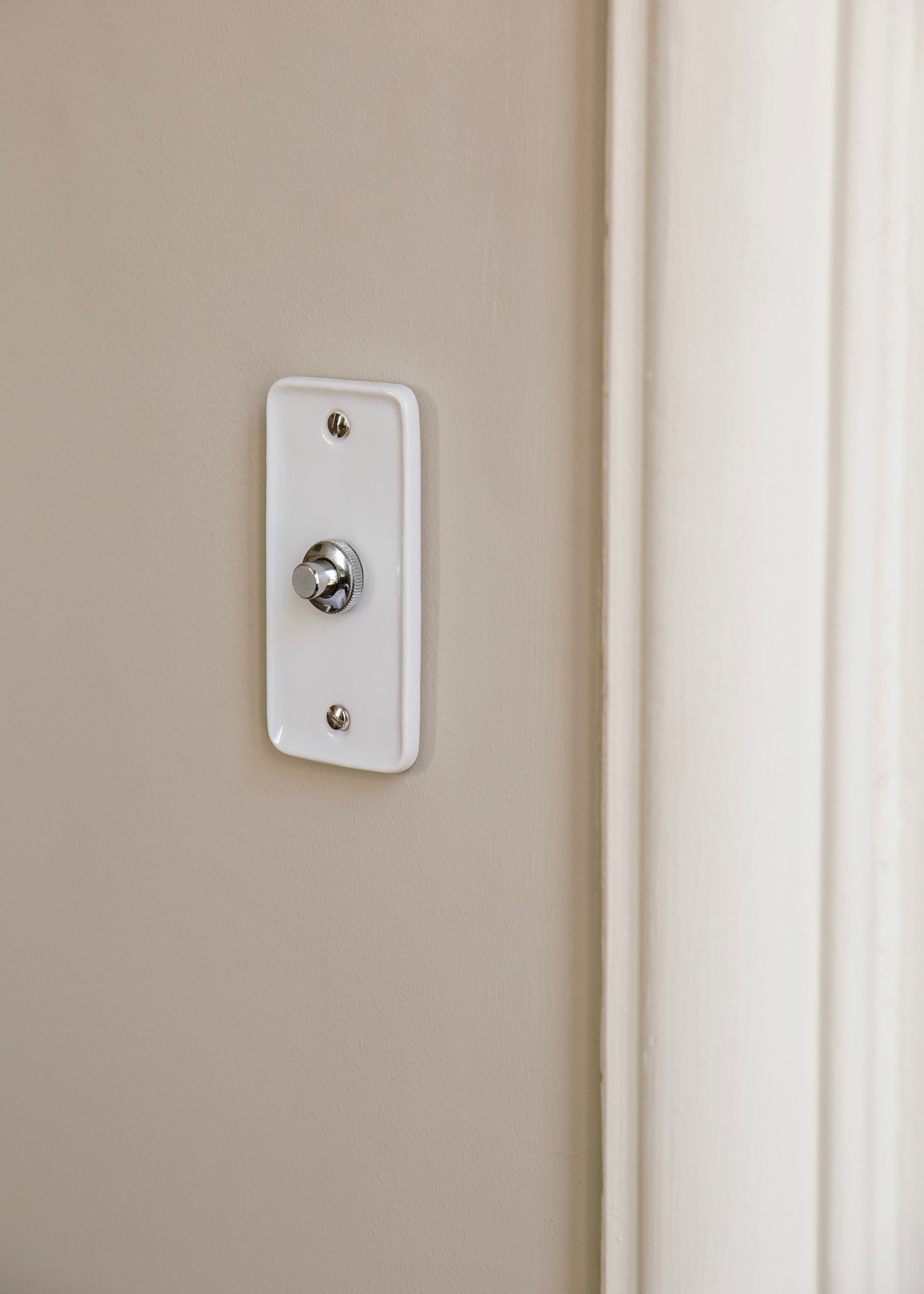 ADR x HI Single Switch in White Porcelain