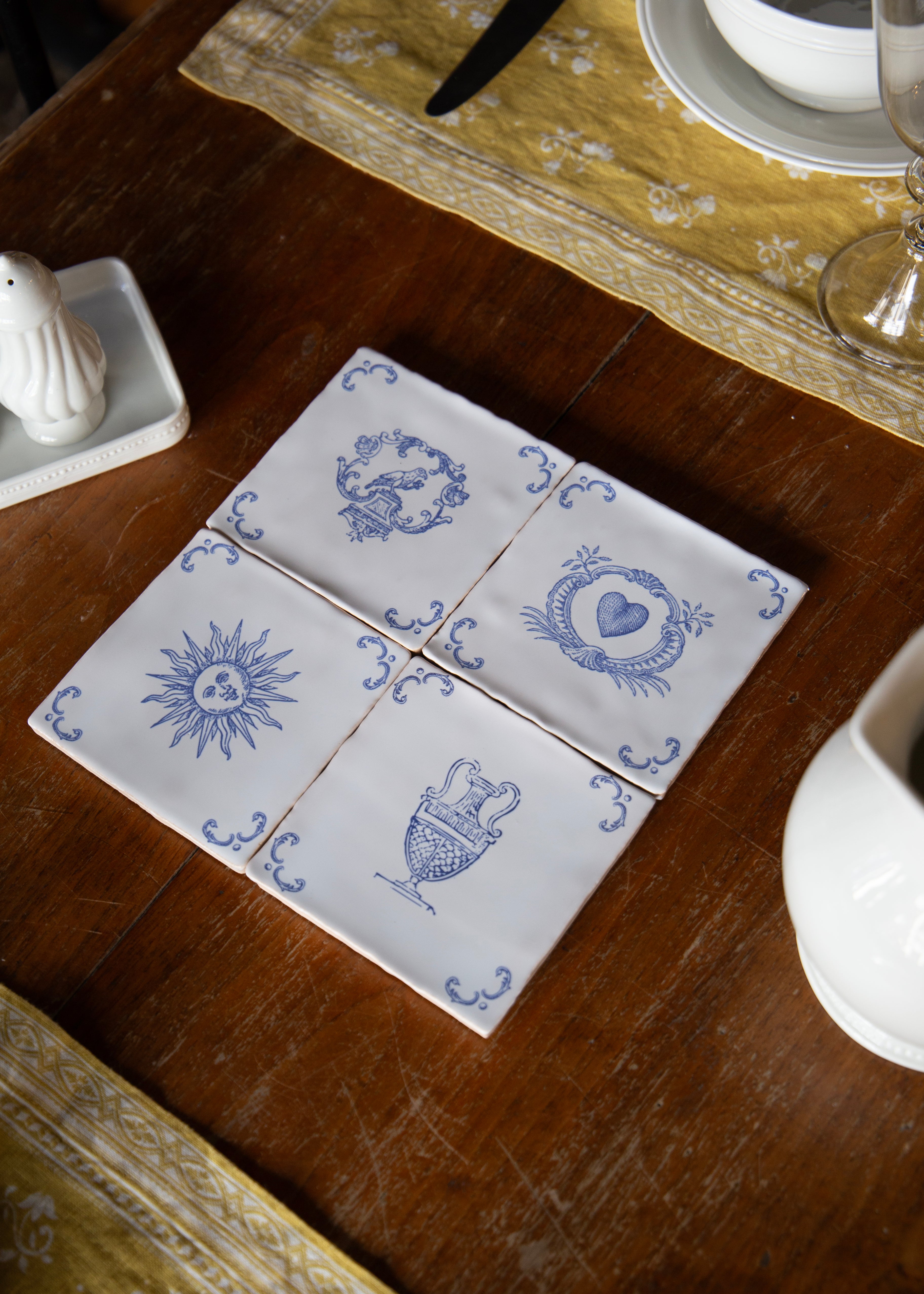 Faience Tile