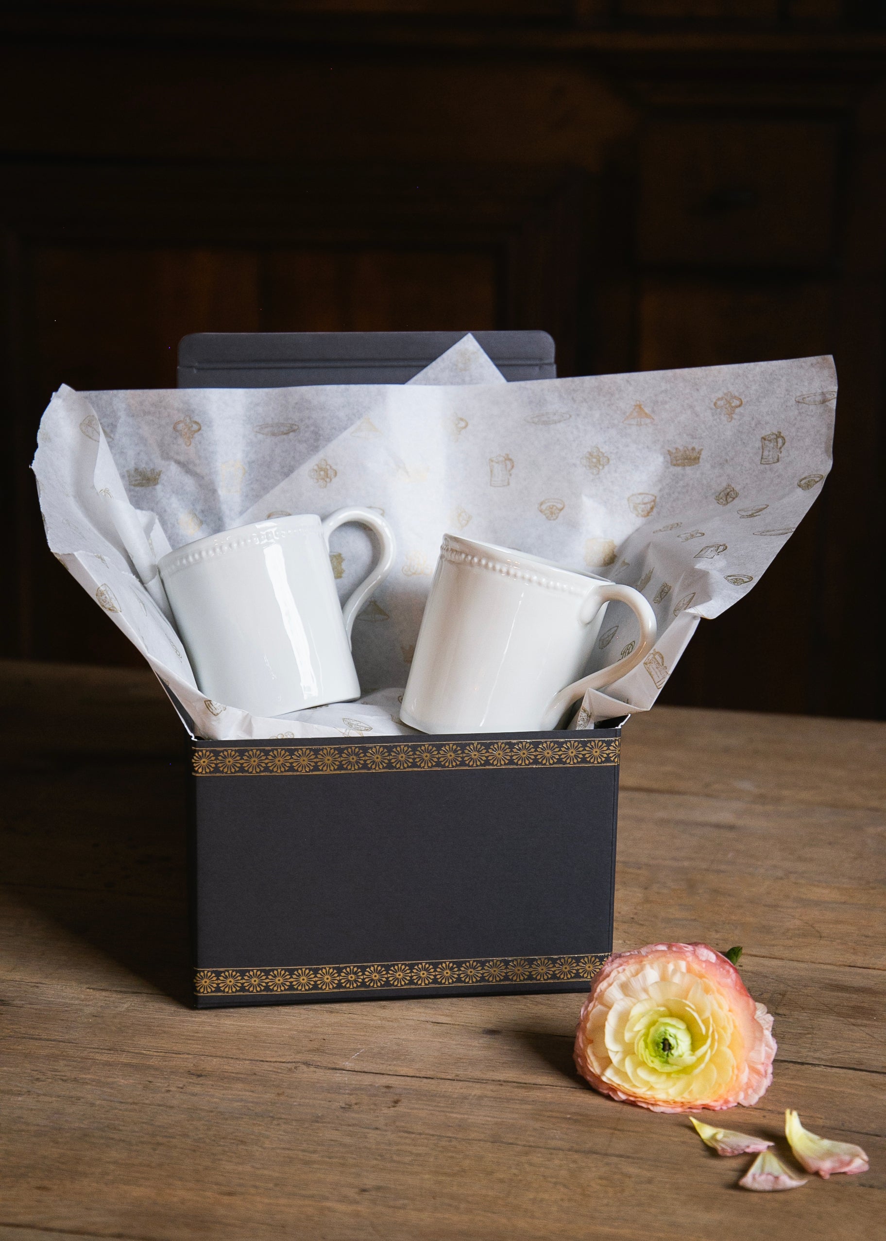 Coffret de 2 mugs | Porcelaine de Limoges | Art de la table | Alix D. Reynis