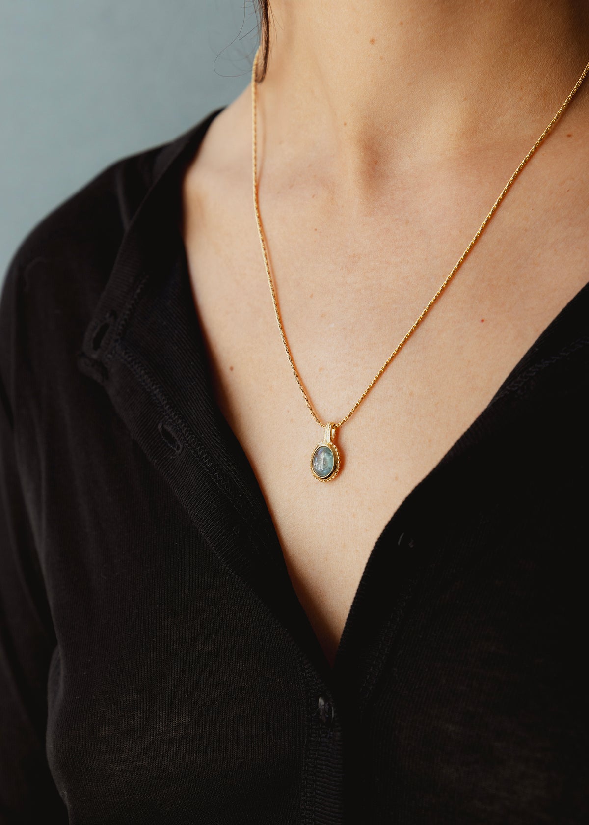 Vera in silver-gilt and blue kyanite necklace