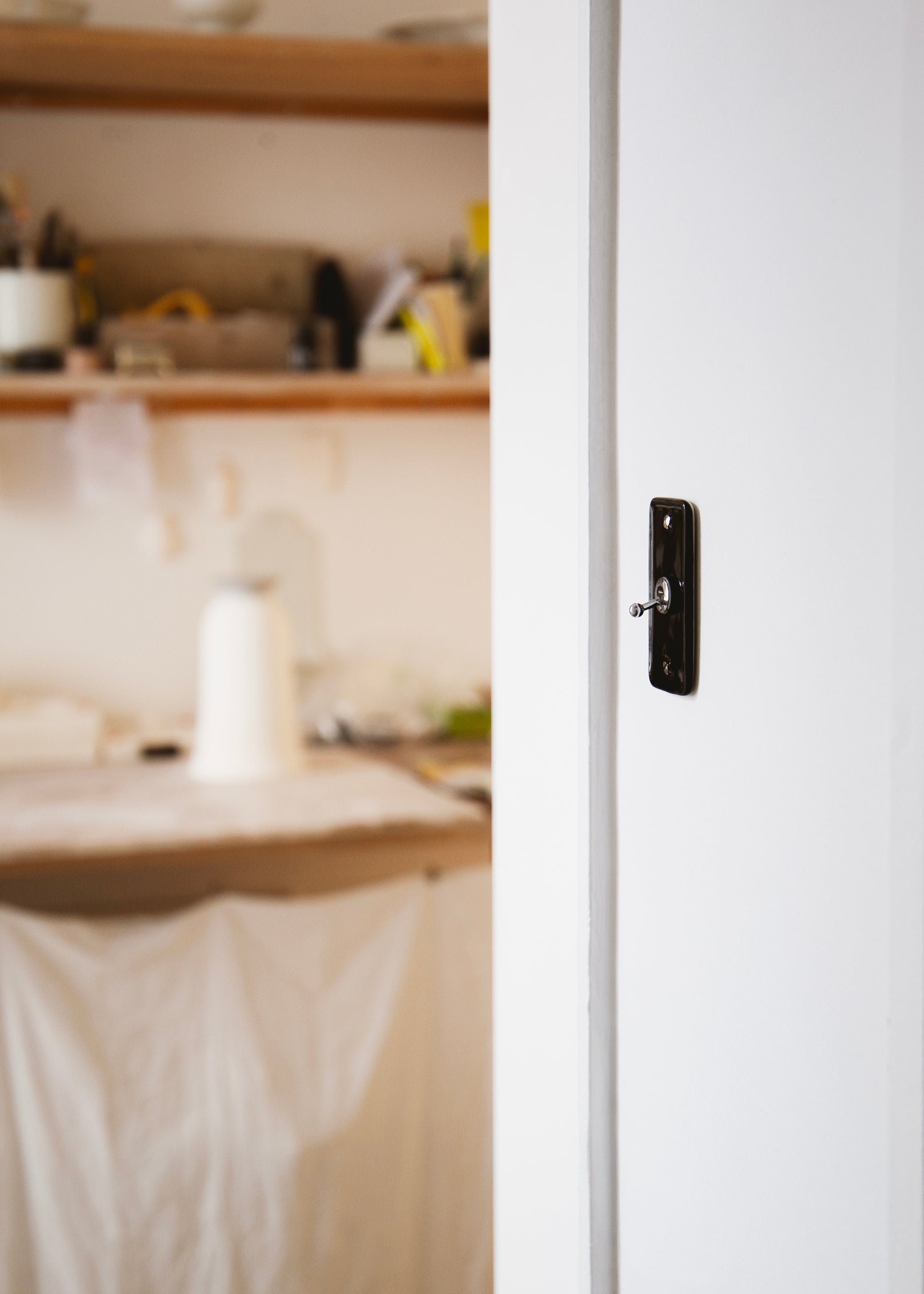 Interrupteur ADR x HI Simple en Porcelaine Noire