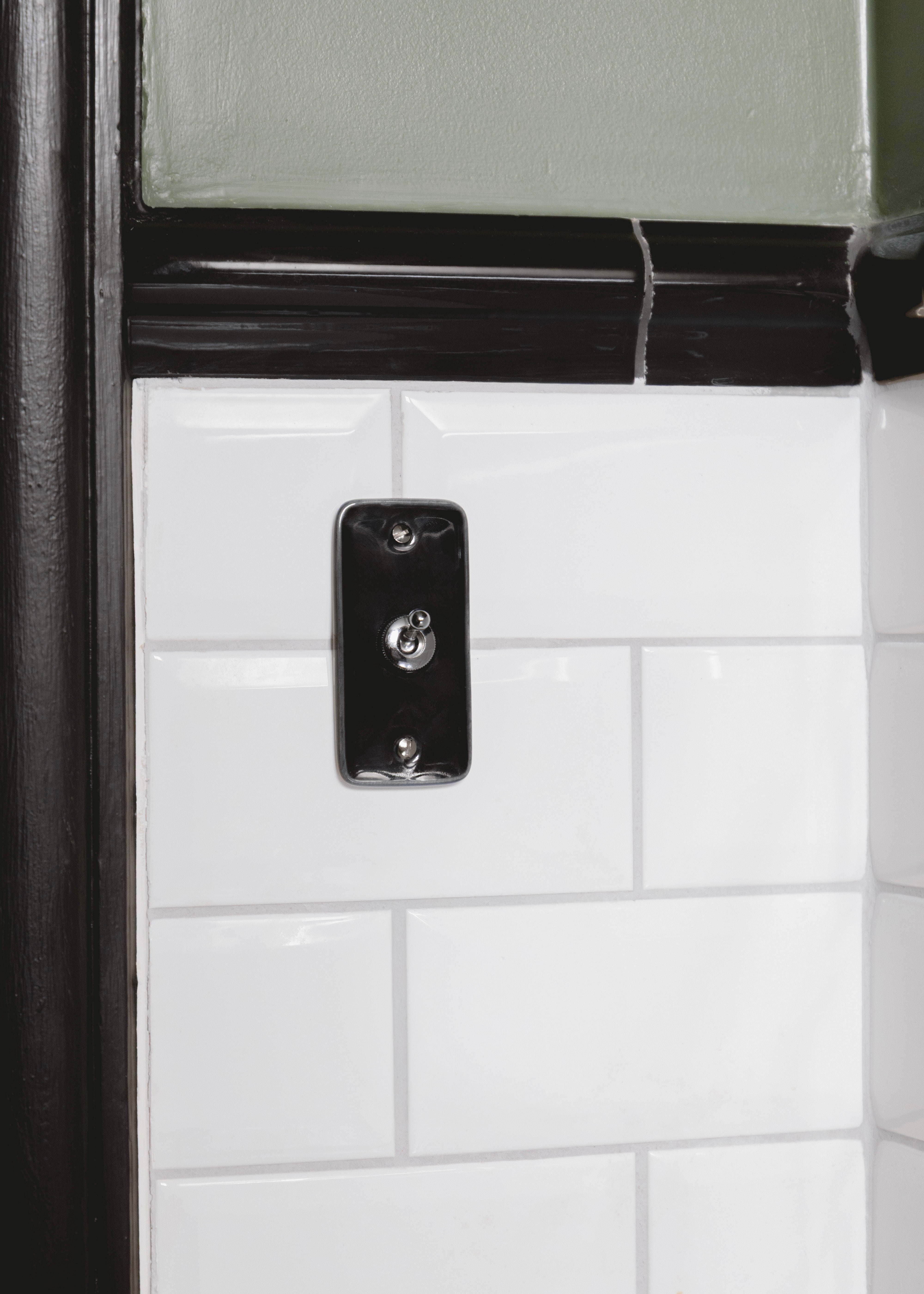 ADR x HI Single Switch in Black Porcelain