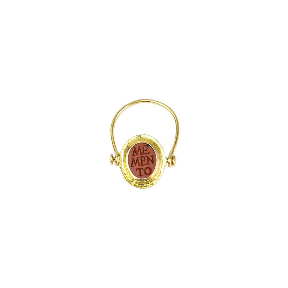 Memento 18-karat gold and carnelian intaglio ring