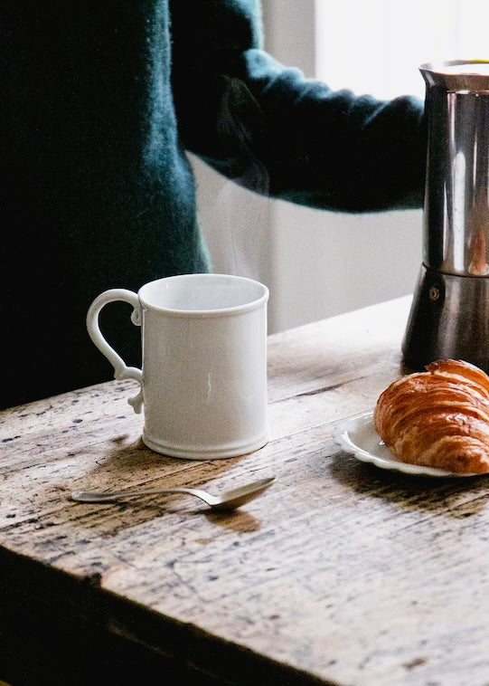 Mug à thé | Porcelaine de Limoges | Vaisselle | Alix D. Reynis