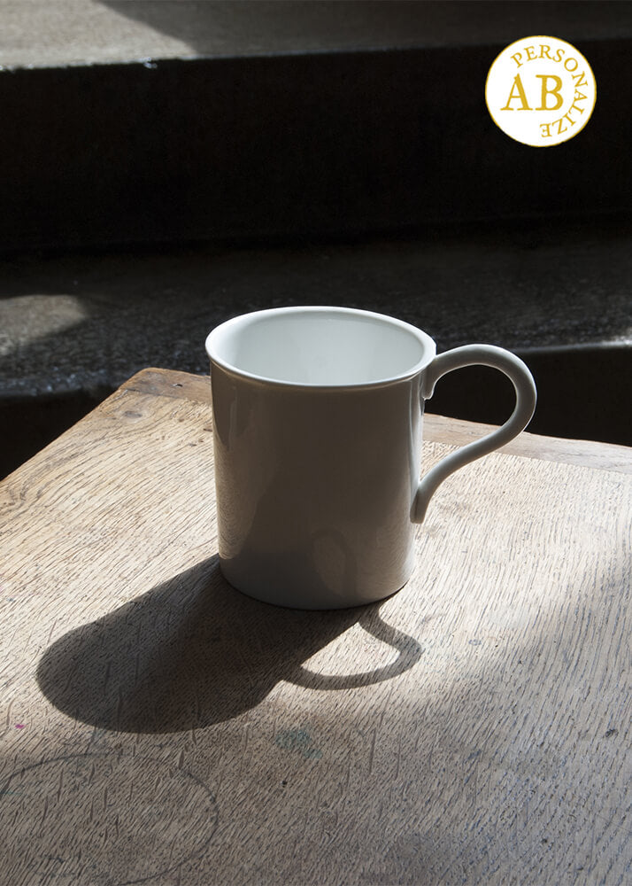 Mug à thé droit avec anse Simple en porcelaine blanche