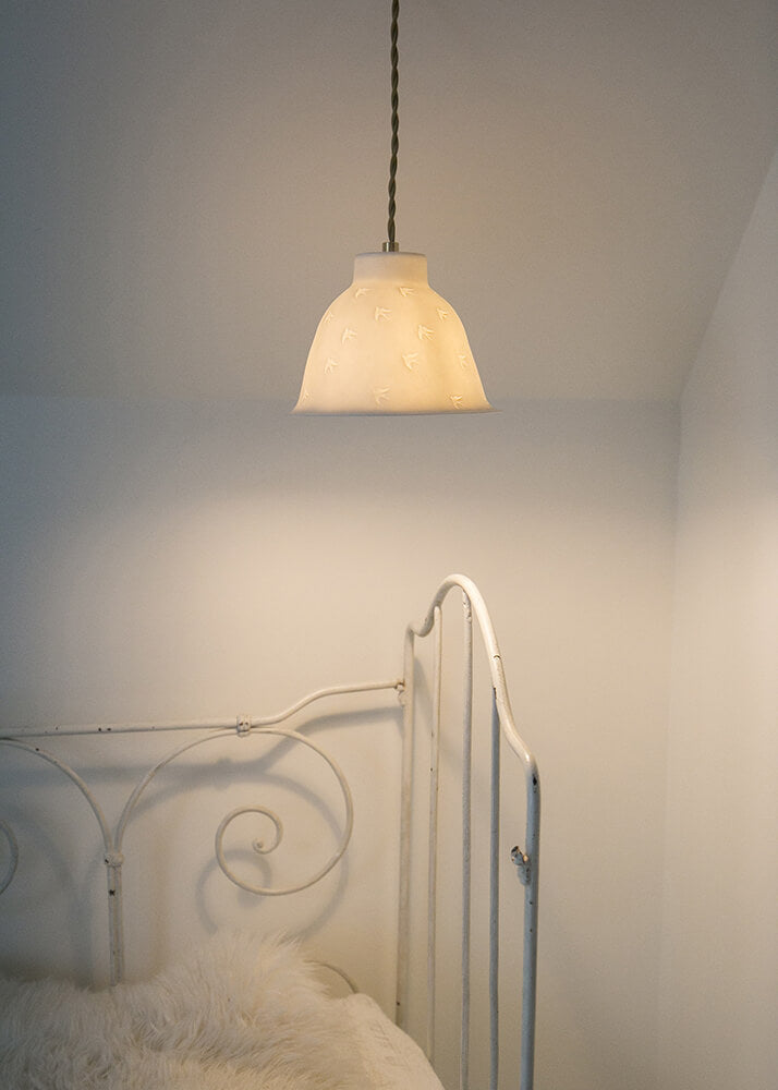 Suspension | Porcelaine de Limoges | Luminaire | Alix D. Reynis