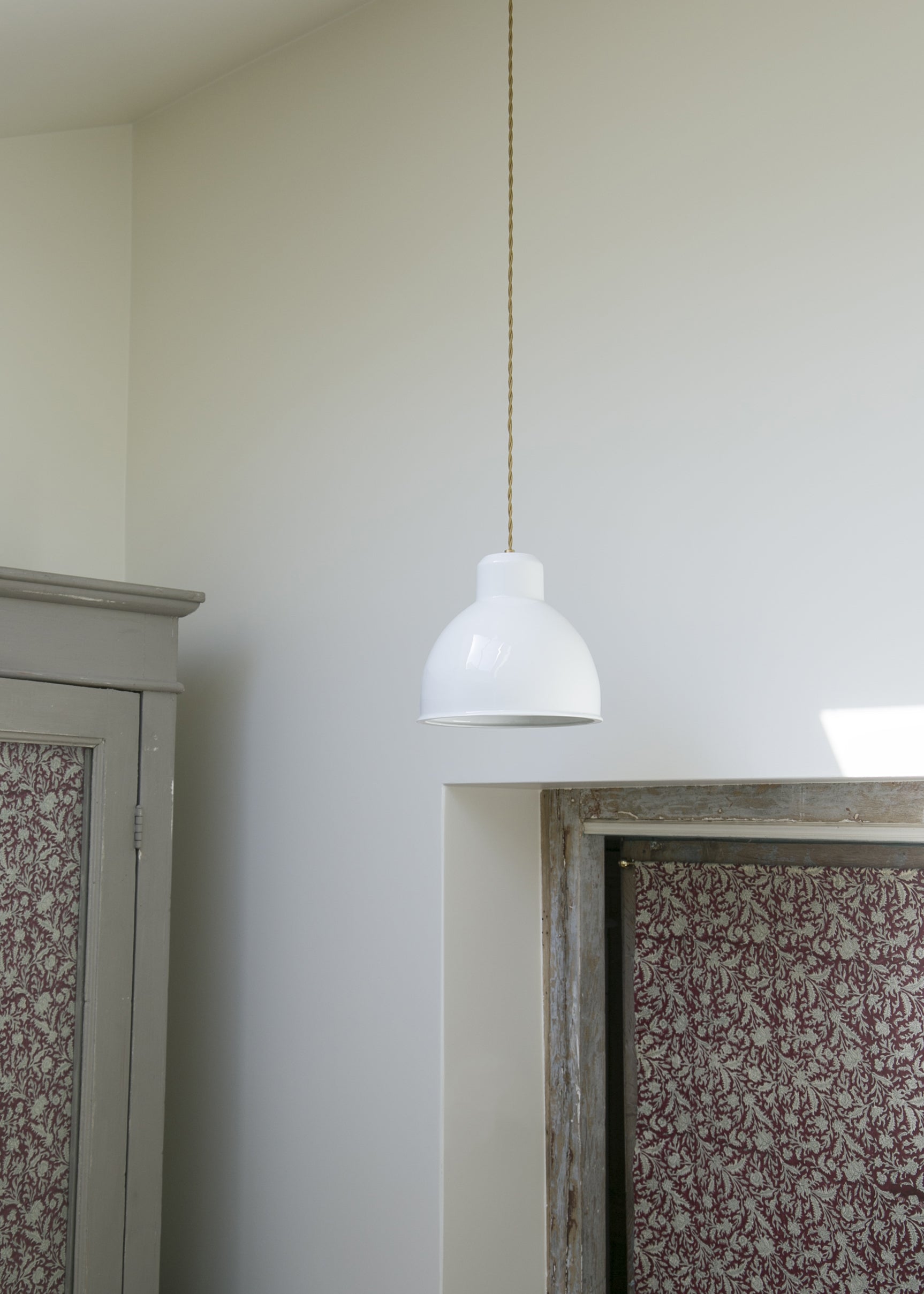 Suspension en porcelaine blanche Paulette