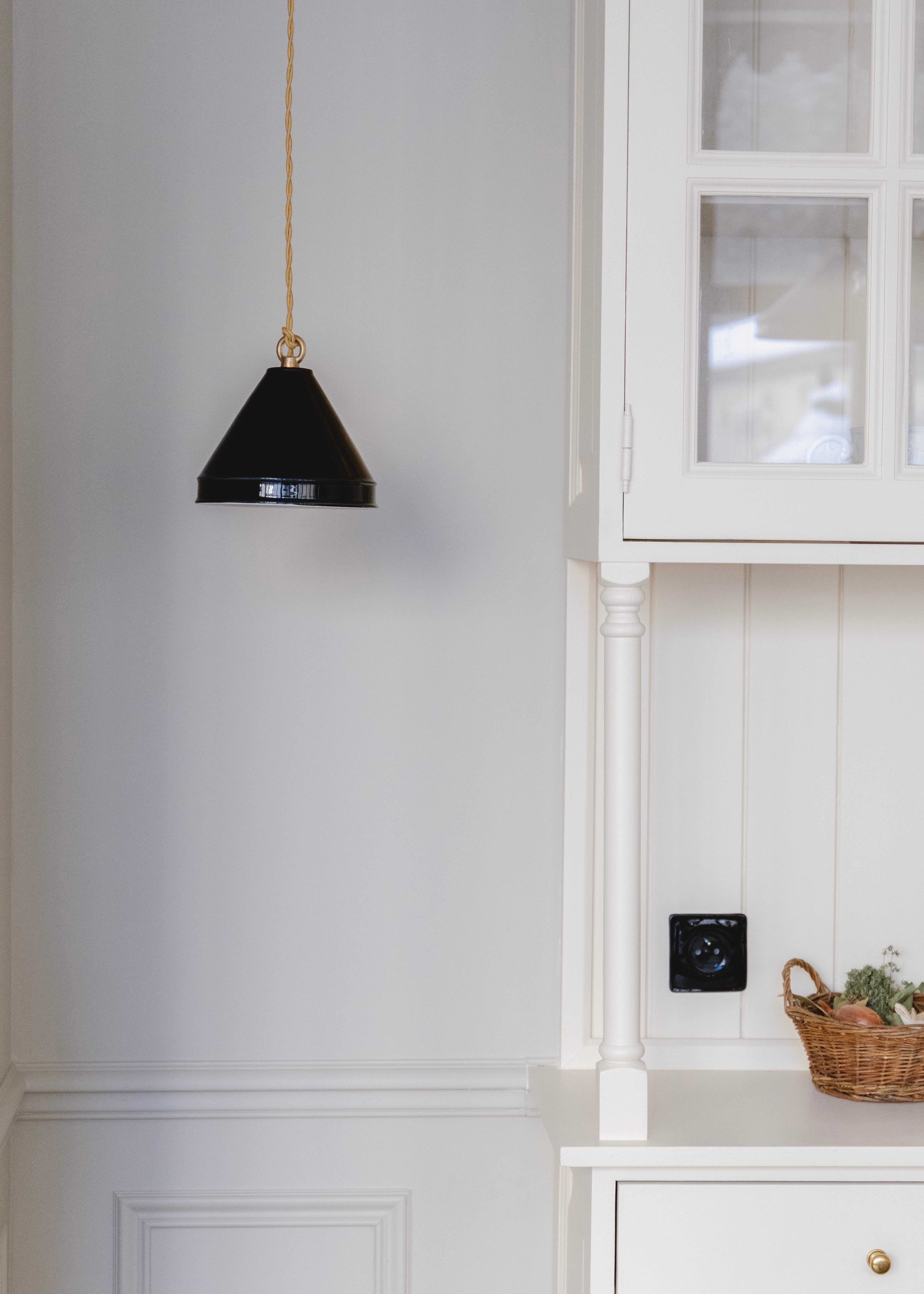 Suspension en porcelaine noire Behor