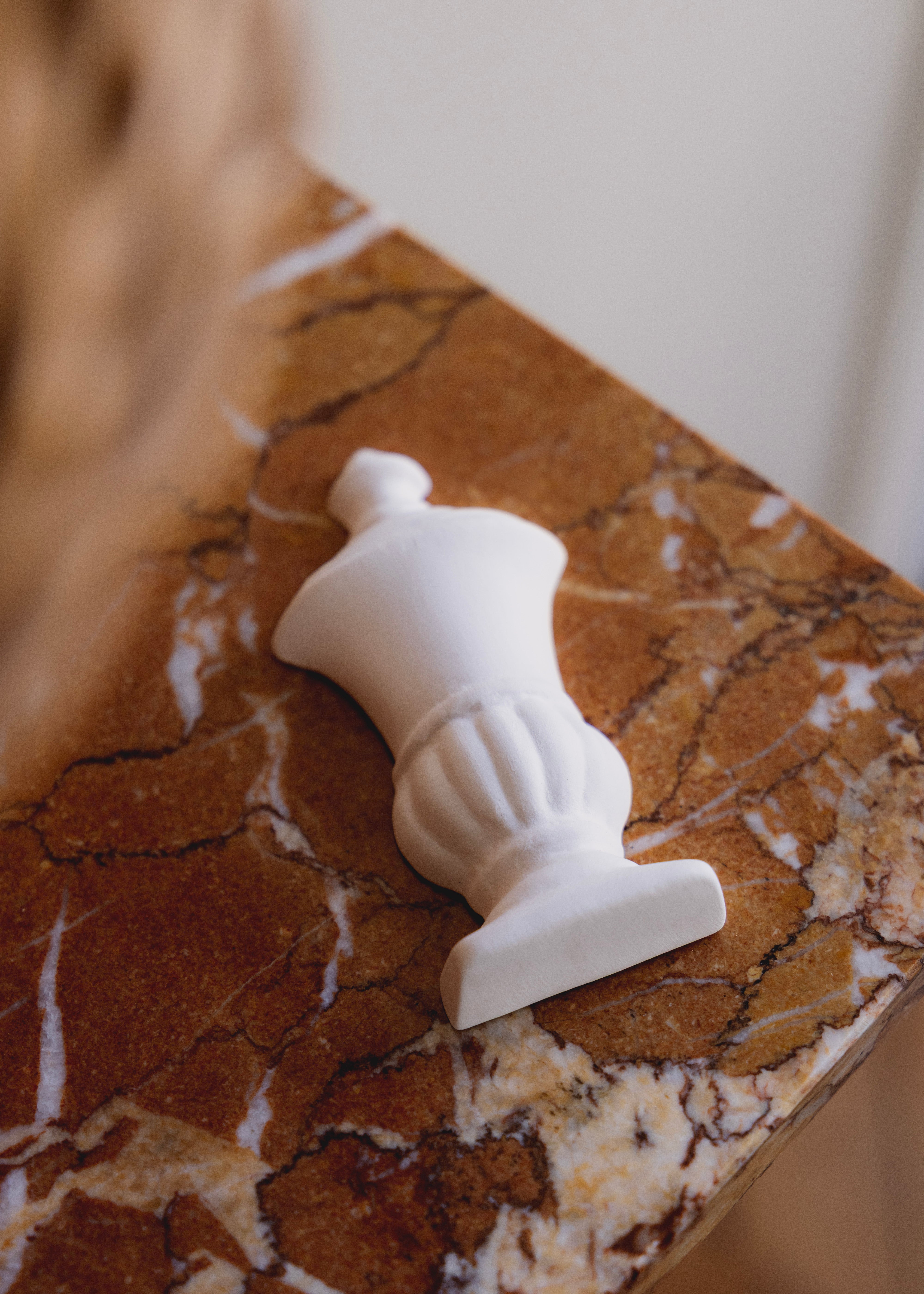 Sculpture à parfumer Médicis et son concentré de parfum