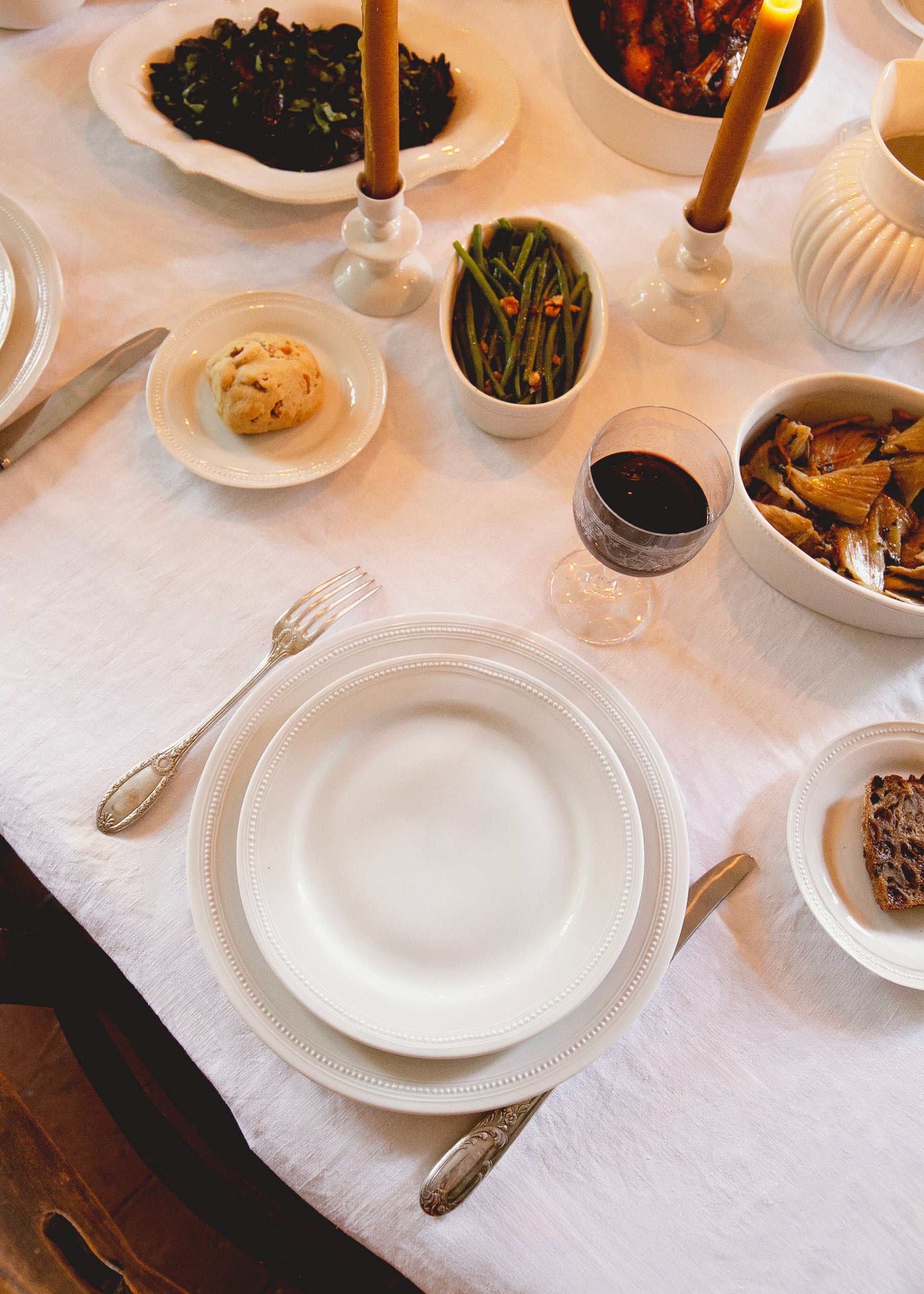 Louis XVI dinner plate in white porcelain