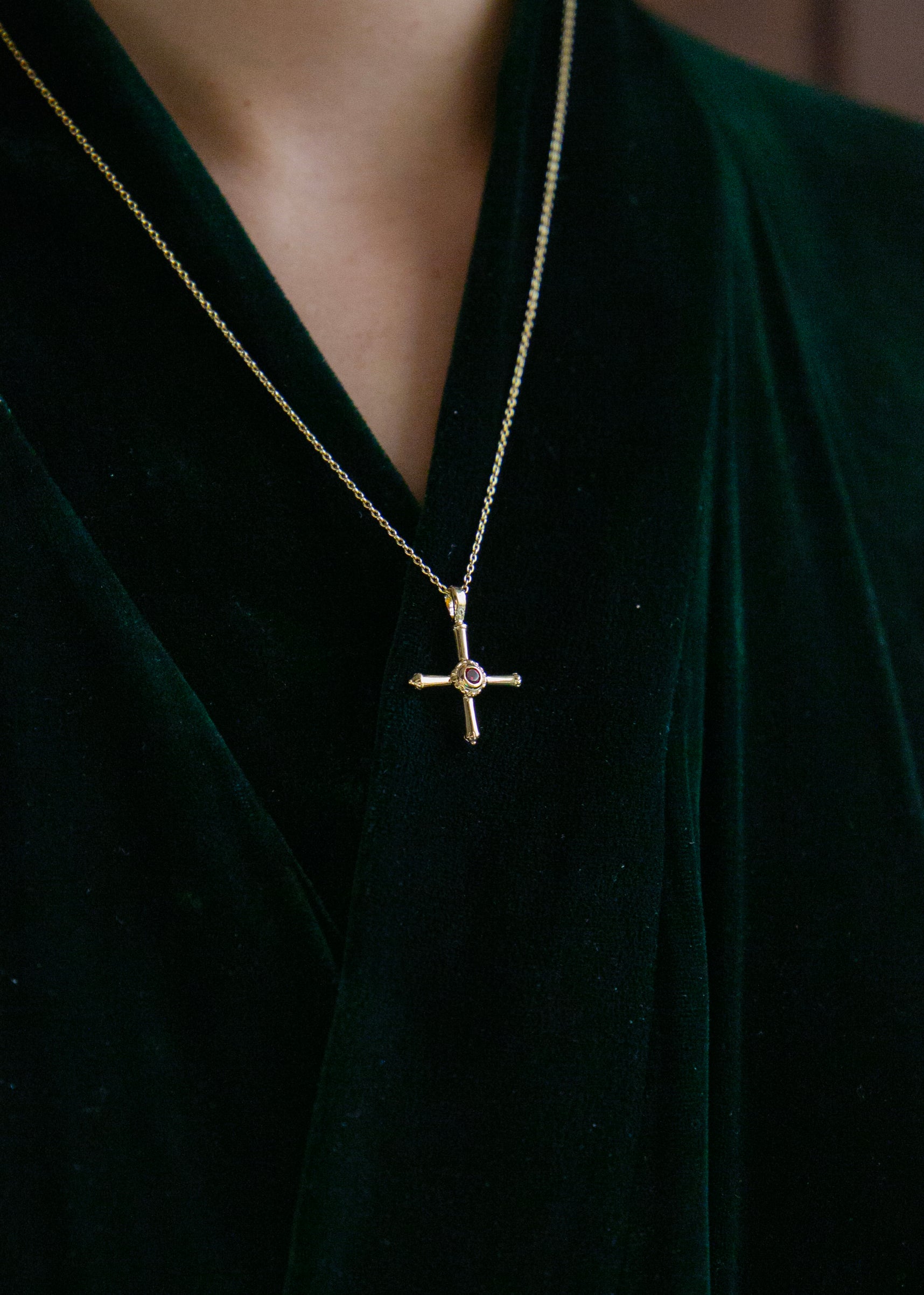 Madeleine Silver-gilt Necklace with Garnet