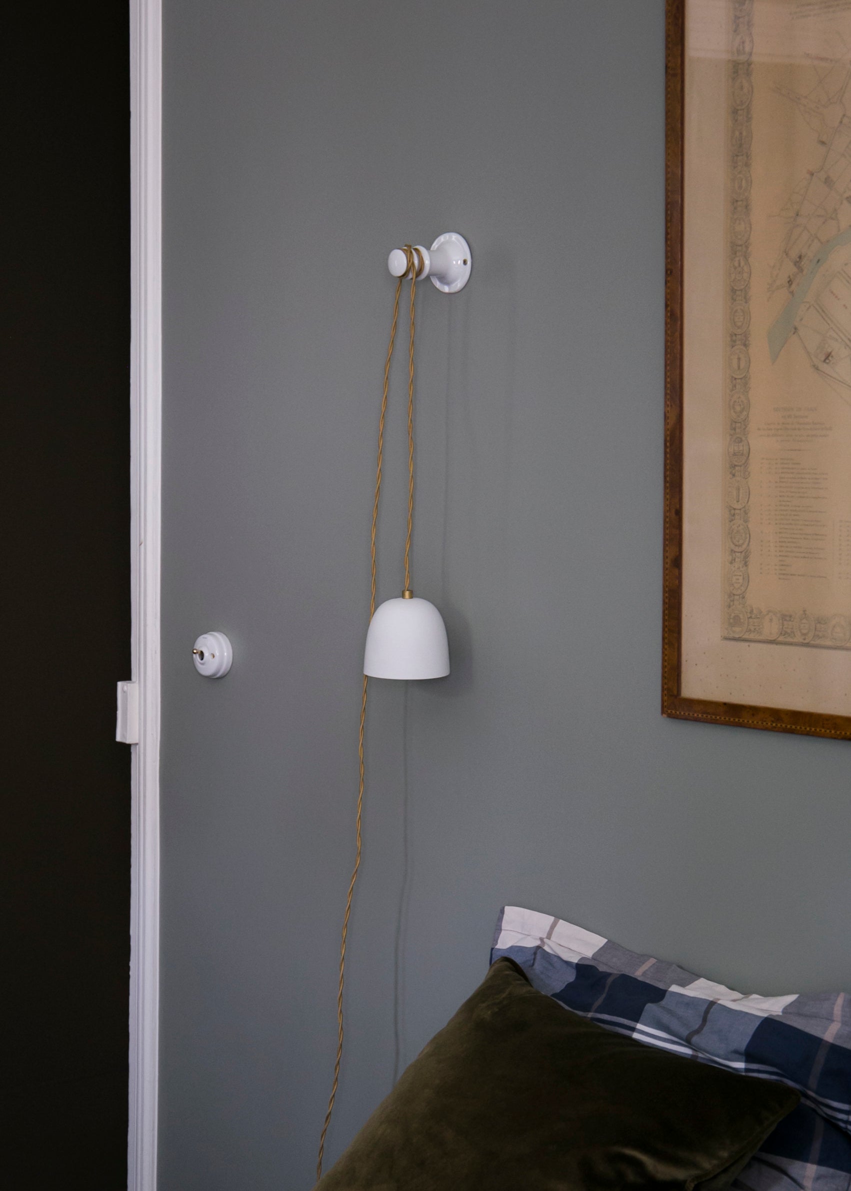 Bonaparte white porcelain mini portable lamp