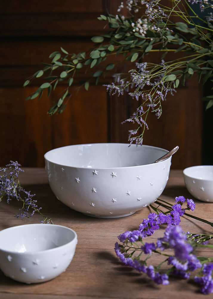 Round Ciel étoilé salad bowl in white porcelain